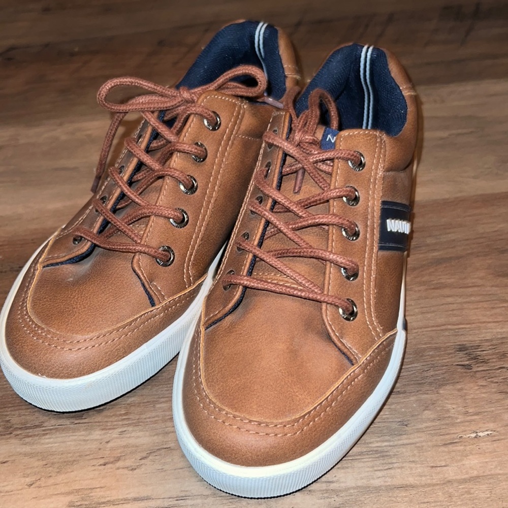 Nautica Brown sneakers size 2